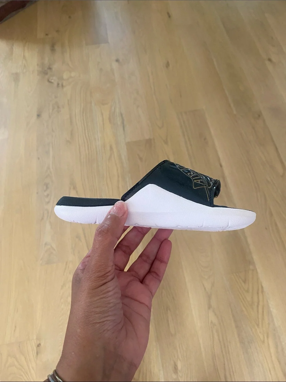 Jordan hydro slide